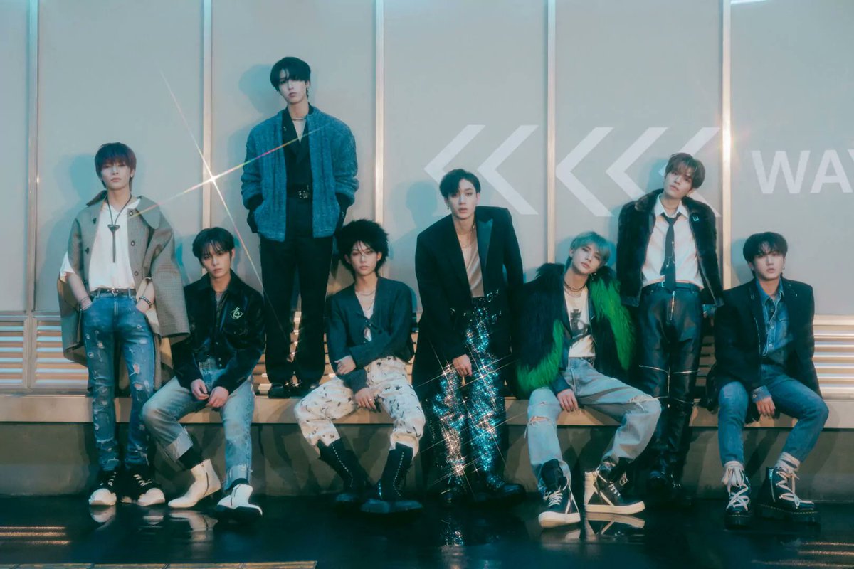 chartdata's tweet image. .@Stray_Kids is the first Korean act to debut their first three charting albums on the Billboard 200 at #1.