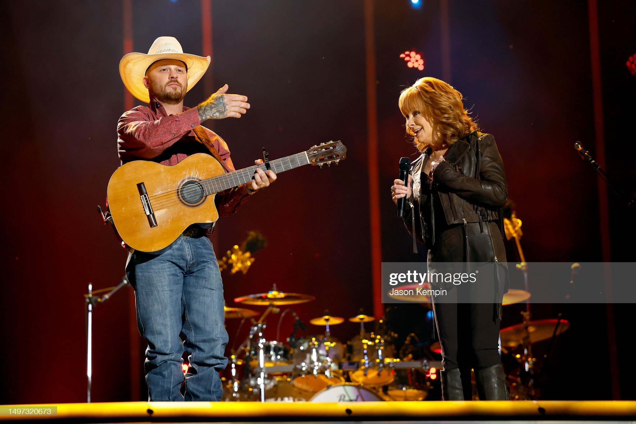 Celeb News on Twitter "Cody Johnson and Reba McEntire perform on stage during day two of CMA