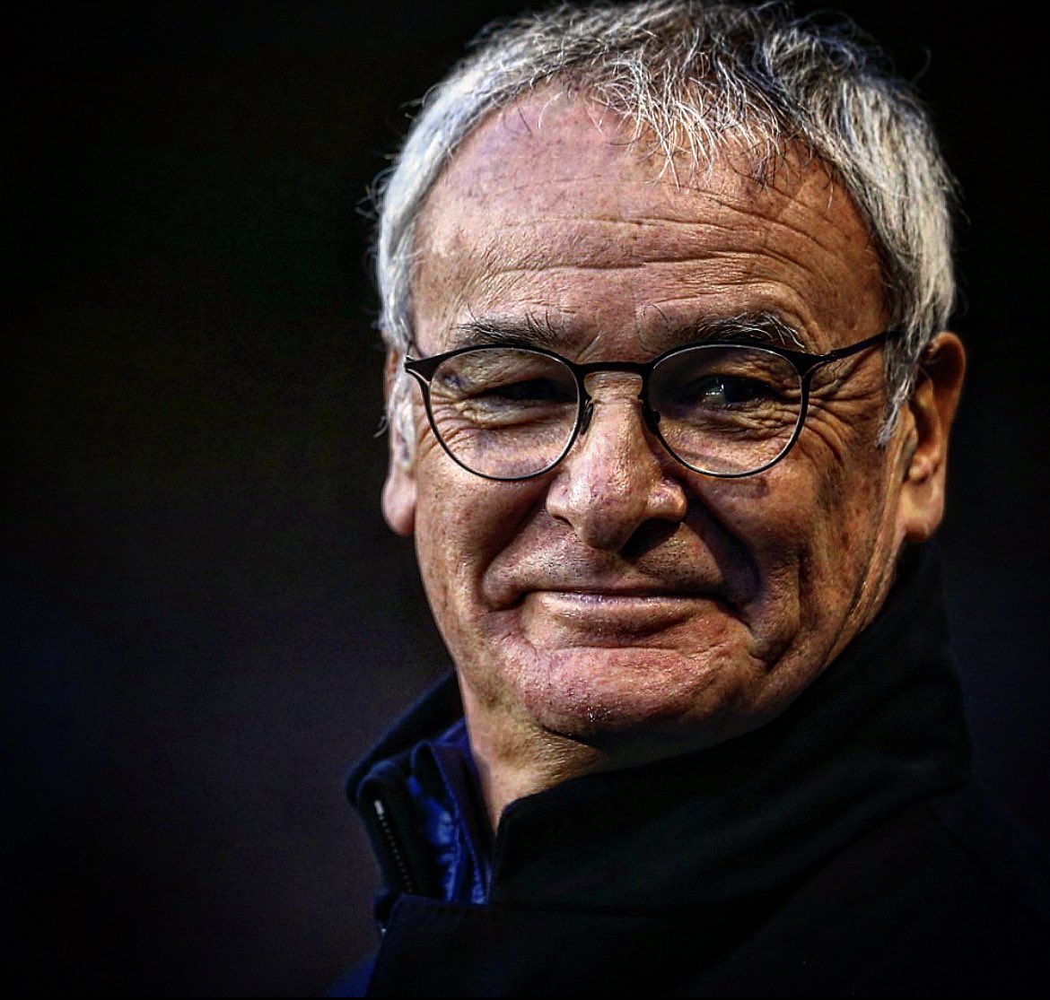 #Cagliari in #SerieA.

Claudio #Ranieri, l’uomo delle grandi imprese. 

#BariCagliari