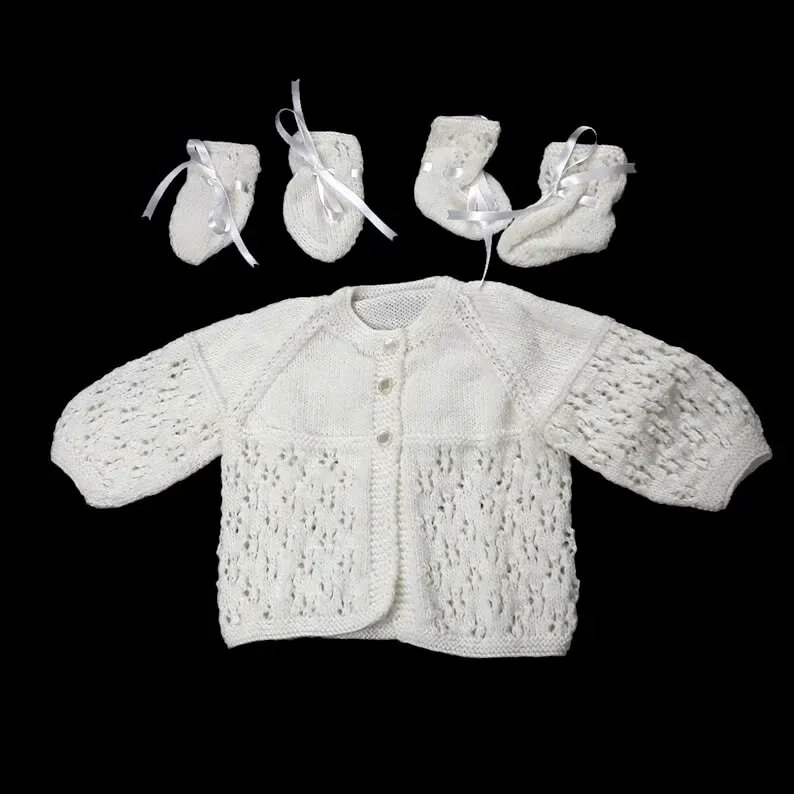 Cream baby matinee set hand knitted cardigan booties and mittens suitable for warmer months 3 - 6 months buff.ly/4573tTa #knittingtopia #etsy #knittedbabyclothes #knitwear #babyclothes #mummybloggers #newbaby #reborndollclothes #handmade #MHHSBD #craftbizparty