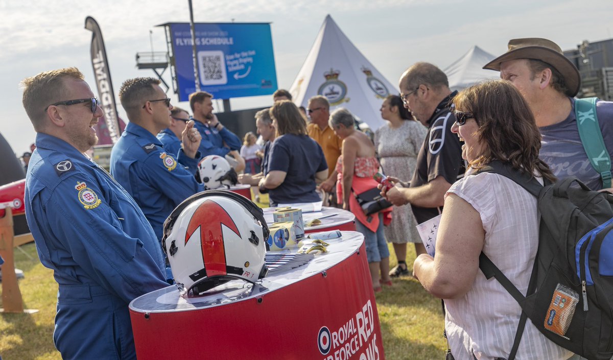 Great day at <a href="/cosfordairshow/">RAF Cosford Air Show</a>! Brilliant to meet and display for thousands of people. Thank you to the show organisers, ground staff, volunteers, visitors and <a href="/BirminghamUAS/">UBAS</a> - you made it an awesome event!
#RedArrows #Cosford