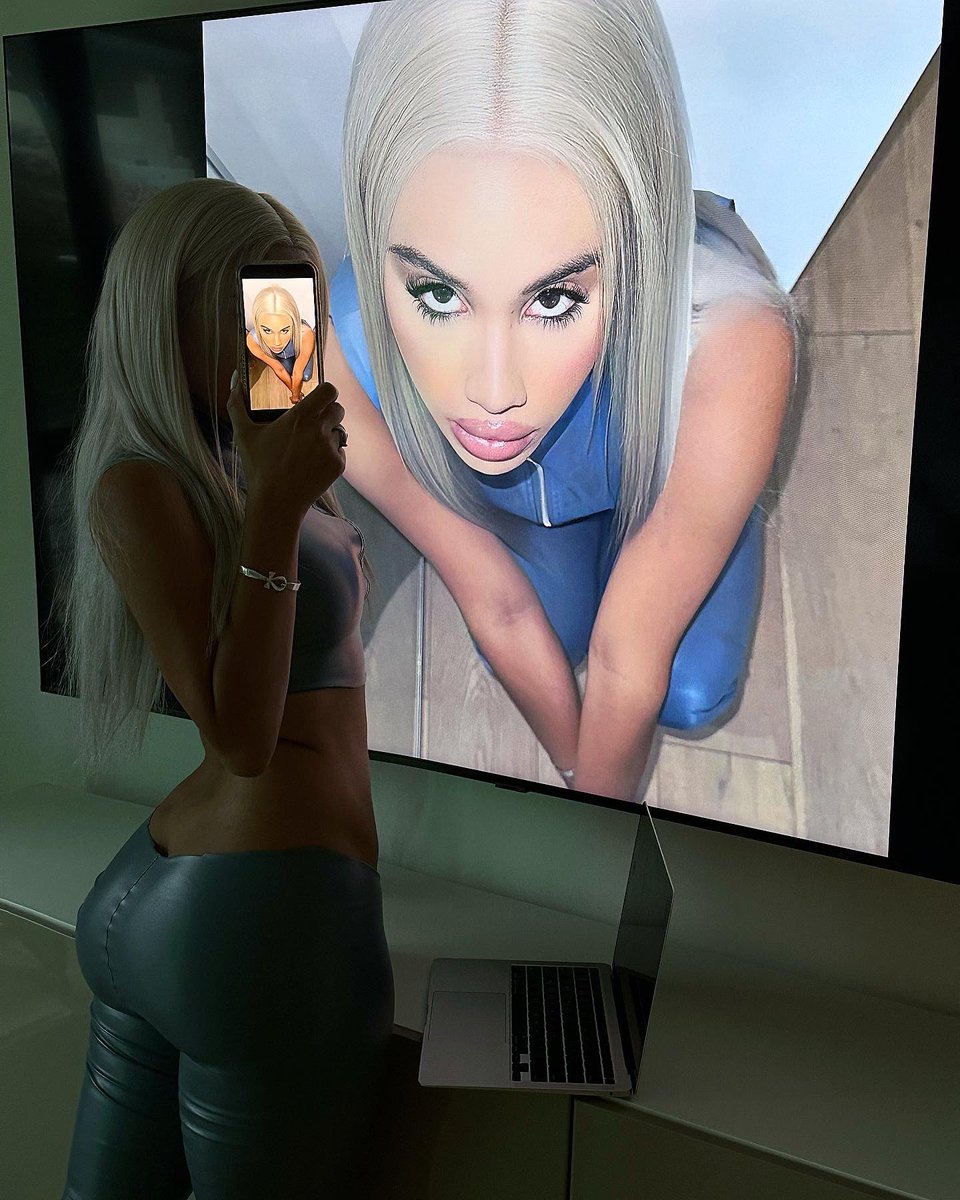 Chey Anderson on Twitter: "CHEYANGELION"