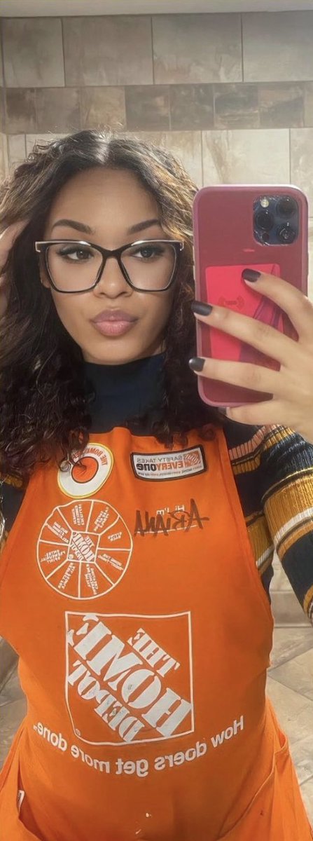 Shannonnn sharpes Burner (PARODY Account) tweet media