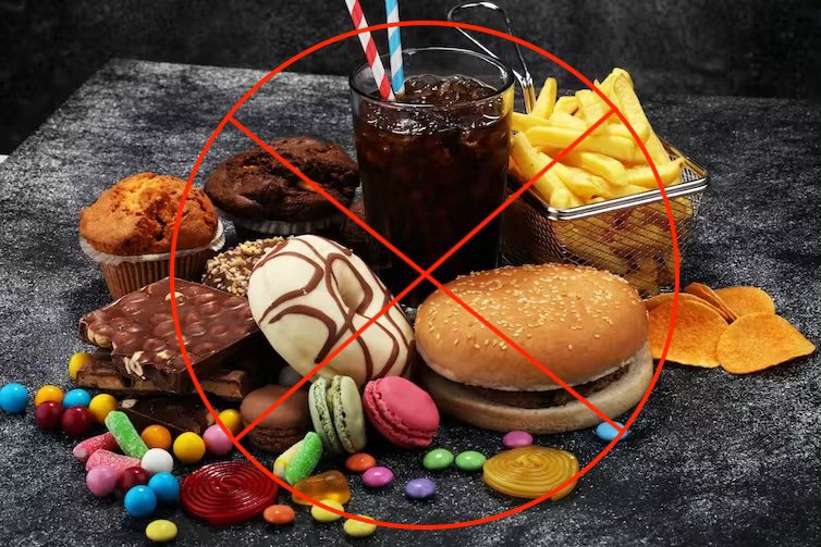 By far and away the WORST food for you isn't:

Eggs
Meat
Carbs/fruit (sUgAr)
Vegetables (pLaNt DeFeNsEs)

It is ultra-processed/highly palatable food

Here's why...