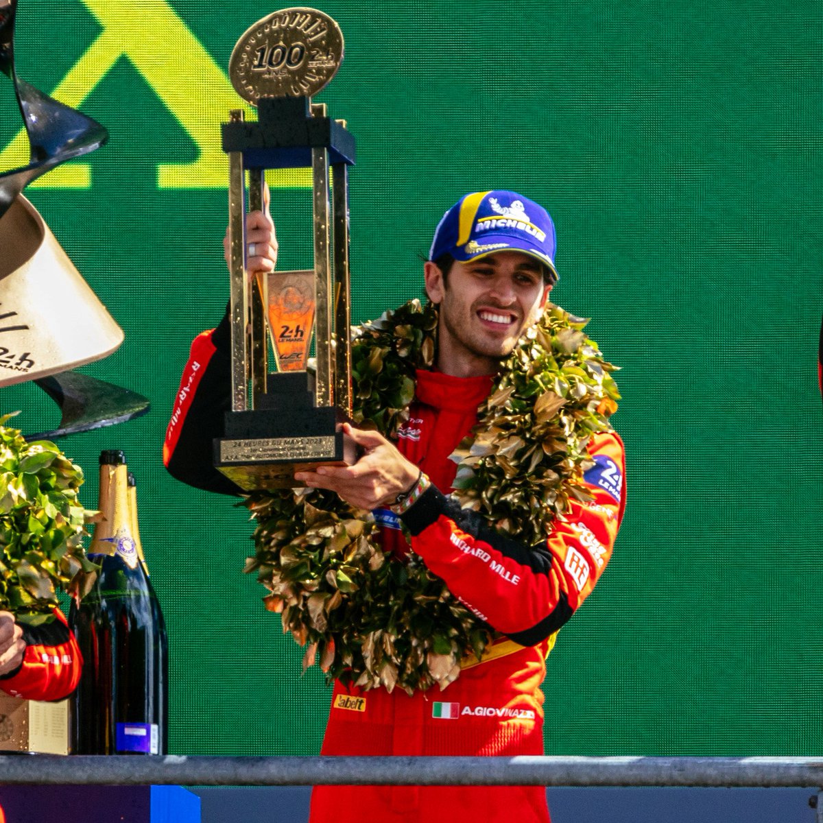 Il cielo è rosso su Le Mans 🔴🥇

We did it! Winning the 24 Hours of Le Mans in Ferrari colors is an emotion that words can barely describe. A moment to cherish forever. 

This is for all of you who believed in us. Thank you!

#FerrariHypercar #LeMans24 #LeMansCentenary #AG99🐝