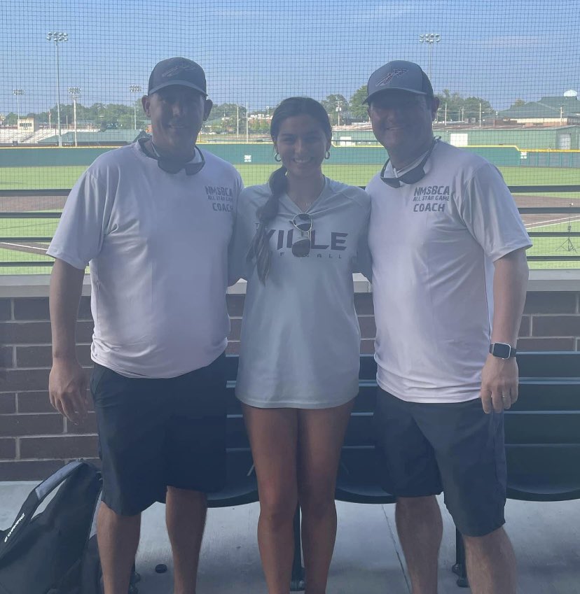 LNSoftball's tweet photo. Our #14 Hallie Benson represented the Lady Noles well in the 1-6A North All Star game. #LNfamily https://t.co/JRi9WC4yQC