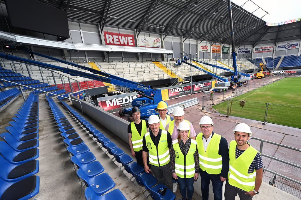 GROUNDHOPPING MEMES tweet media