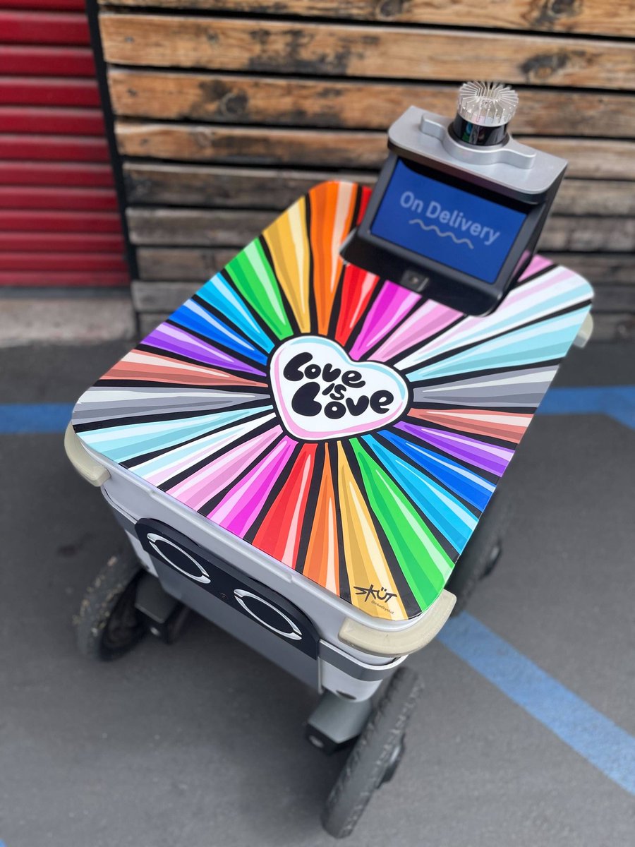 <a href="/sullyhasthots/">Sully Has Moved To The Skyline, Same Handle</a> Designed by <a href="/inkedbyskut/">Sküt</a> #LoveIsLove