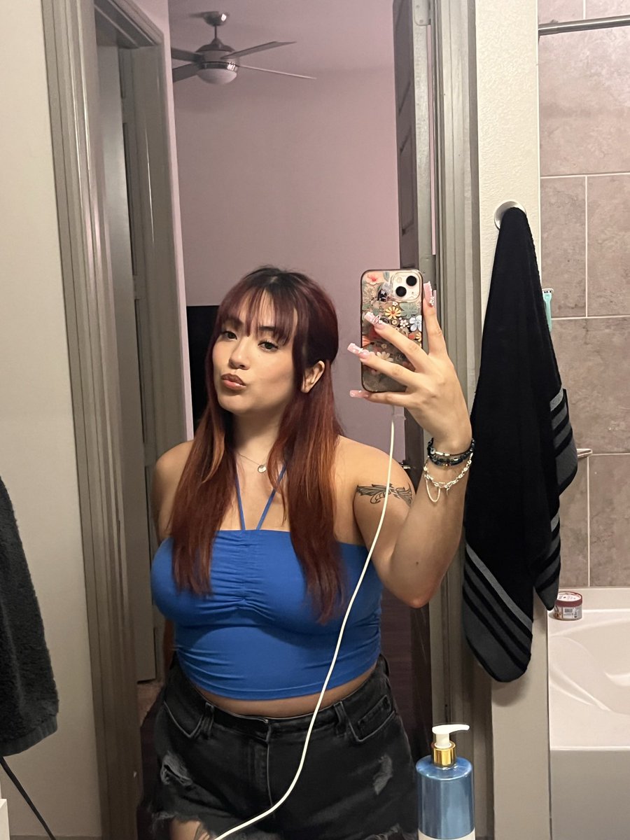 🦋