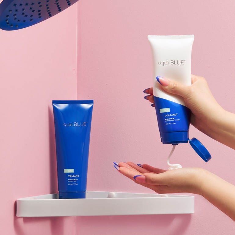 Volcano shower essentials 💙☀️ Prep your skin for summer weather with our dreamy body scrub and shave cream duo!