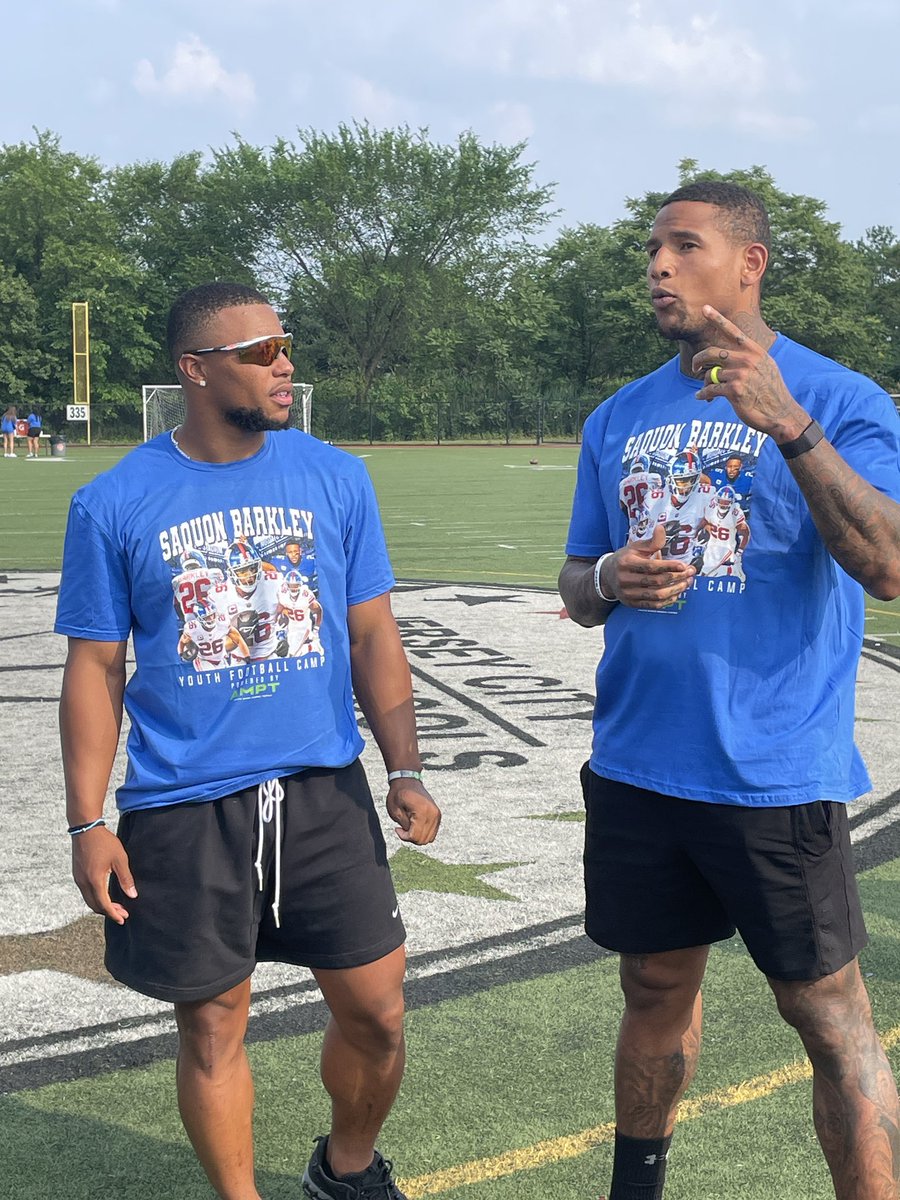 JordanRaanan's tweet photo. Among the teammates out supporting Saquon Barkley is new TE Darren Waller.  Dane Belton and Micah McFadden also out here in Jersey City. #giants #ampt https://t.co/vxYRTgrAtB