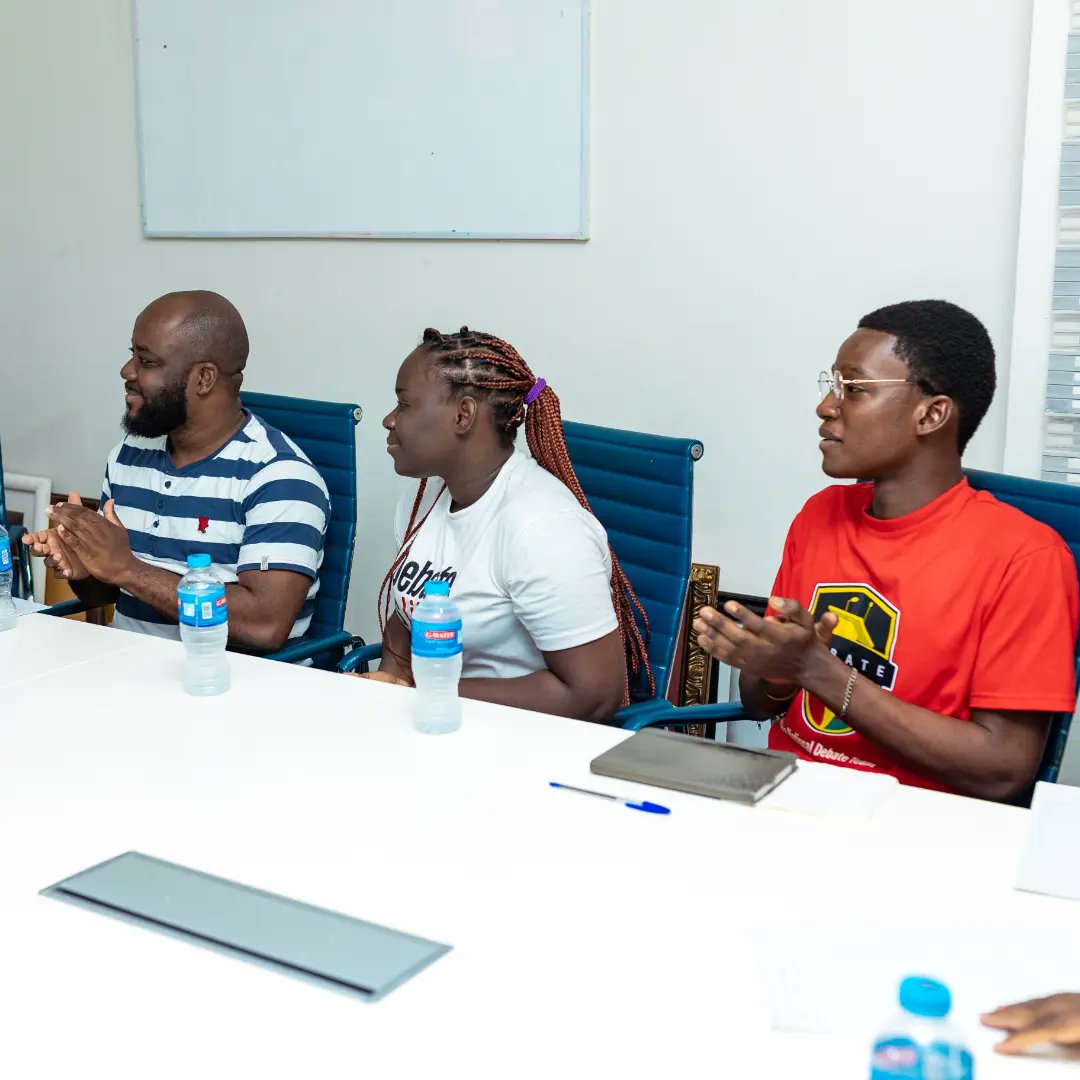 debateteamghana's tweet photo. It was a pleasure meeting @SBawumia, the 2nd lady of the Republic of Ghana.
Team Ghana appreciates your support.
#TeamGhana #RoadtoArizona #HighSchoolDebate https://t.co/F0NftdWYKO