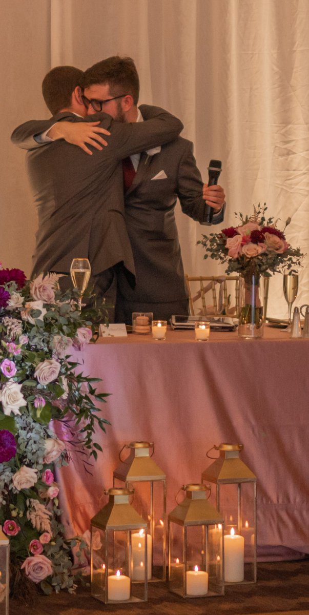 One year ago today 

The look on the US customs guy's face when I said I was going to the wedding of my friend who I met online

"He invited you to his wedding?"
"Yeah am his best man"

Honoured bro

Happy anniversary <a href="/dlimes13/">dlimes13❗</a>