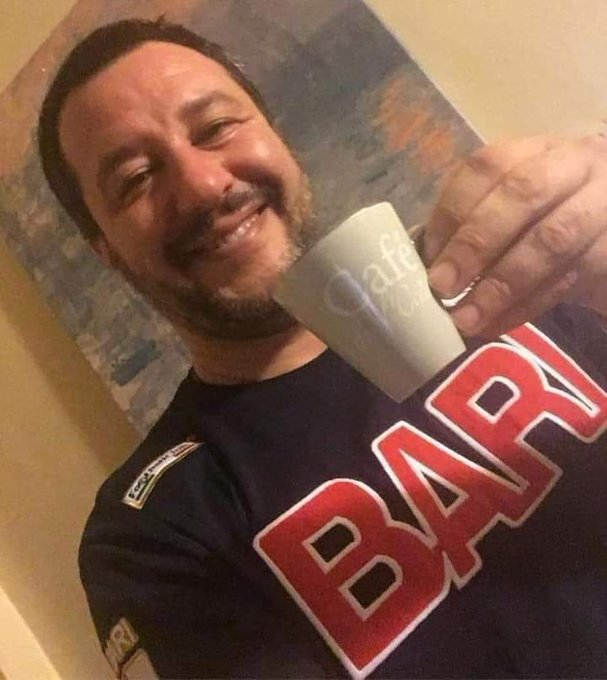 ngiocoli's tweet photo. C'erano dubbi su chi poteva beccare gol e perdere la Seria A al 94°?  @riccardotani4 https://t.co/QXXvxIdG9X