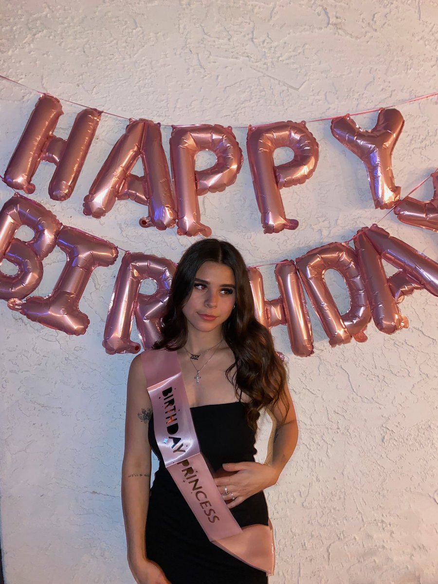 I been 21 tho #geminithings