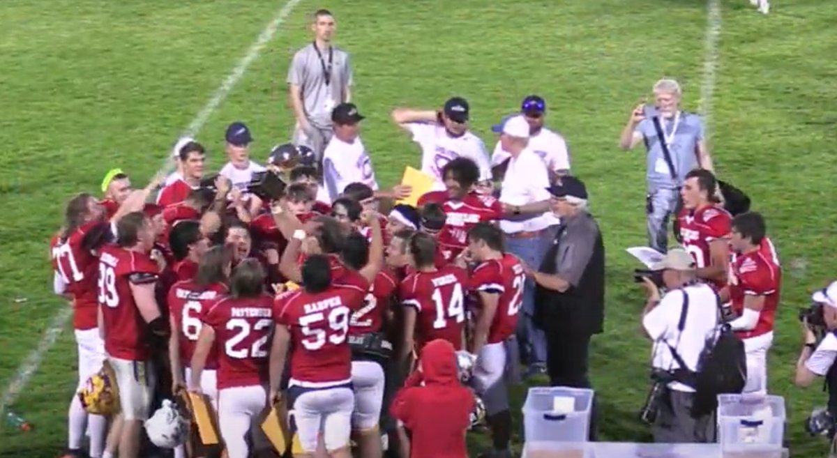 Final: South wins the 38th Lezzer Lumber All-Star Game 44-20