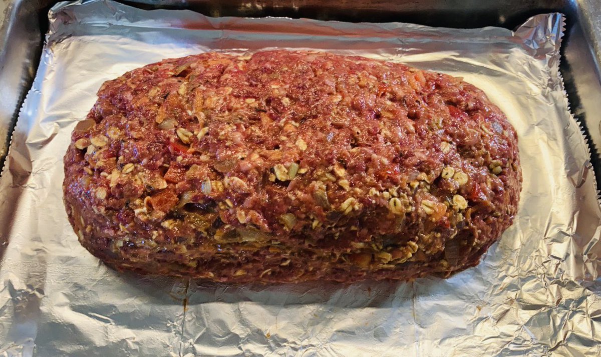 😍😊🤤🤤 meatloaf goin in the oven.  Will post a finished pic in an hour 🥳