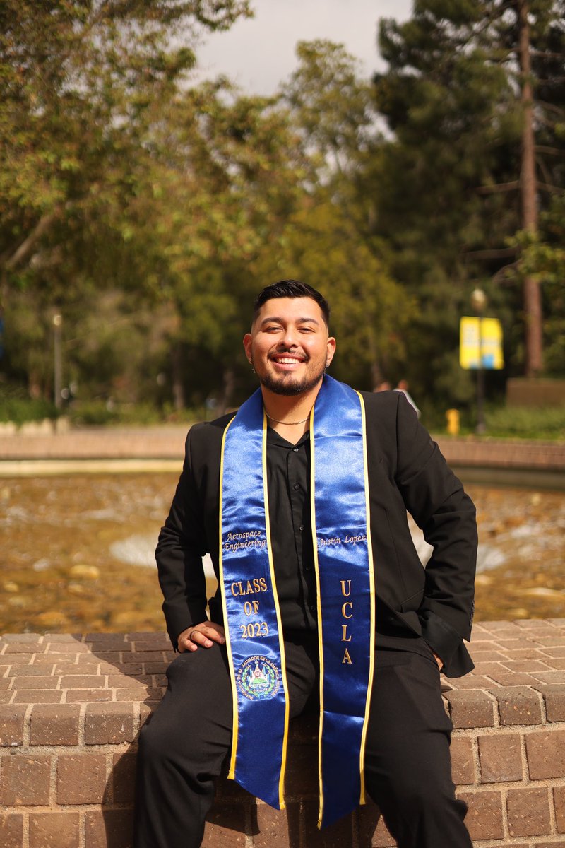 jjlopez1202's tweet photo. Aerospace engineer, I like the sound of that. https://t.co/9AeFG12Oor