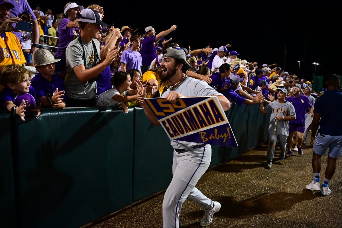 Victory Lap with the Greatest Fans in College Baseball 

THANK YOU‼️