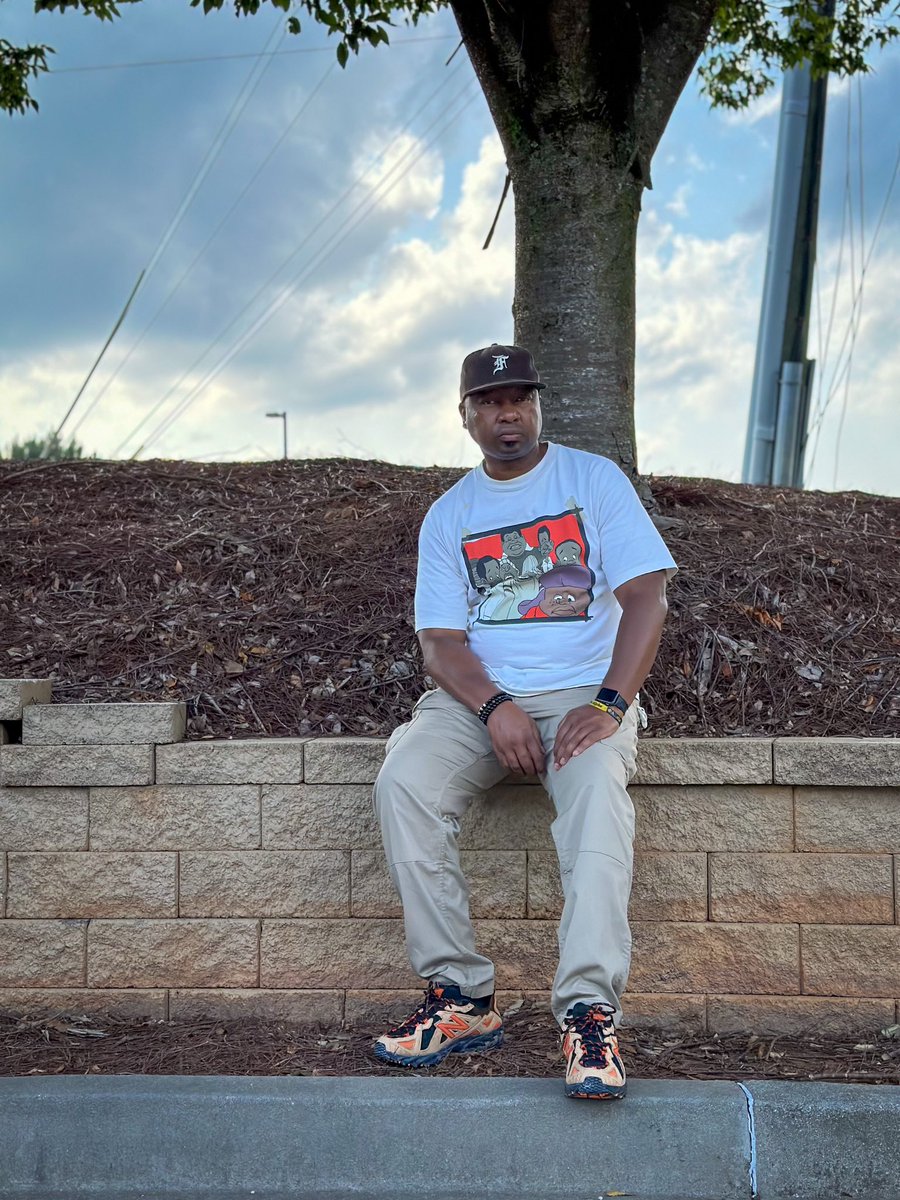 GabrielFortson's tweet photo. #OOTD #KOTD #unDSEverything #JFG @newbalance @NBClassics @NewEraCap #FOG
Joe Freshgoods x New Balance 610 “Lil Desert”
Color: Latte/Carrot
Style Code: ML610TJ1
Release Date: April 20, 2023 (Joe Freshgoods) https://t.co/KrxddOwp47