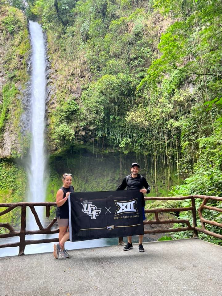 We couldn’t celebrate our 10 year anniversary in Costa Rica without bringing a piece of #thisplace #ucfsocial #UCF #ChargeOn