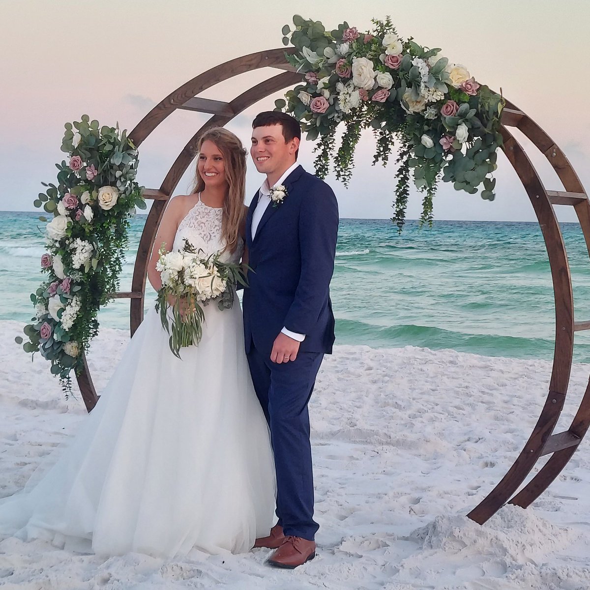 nwbittle's tweet image. Perfect evening for a wedding.  We are truly blessed that GOD brought Shelby to Tyler.