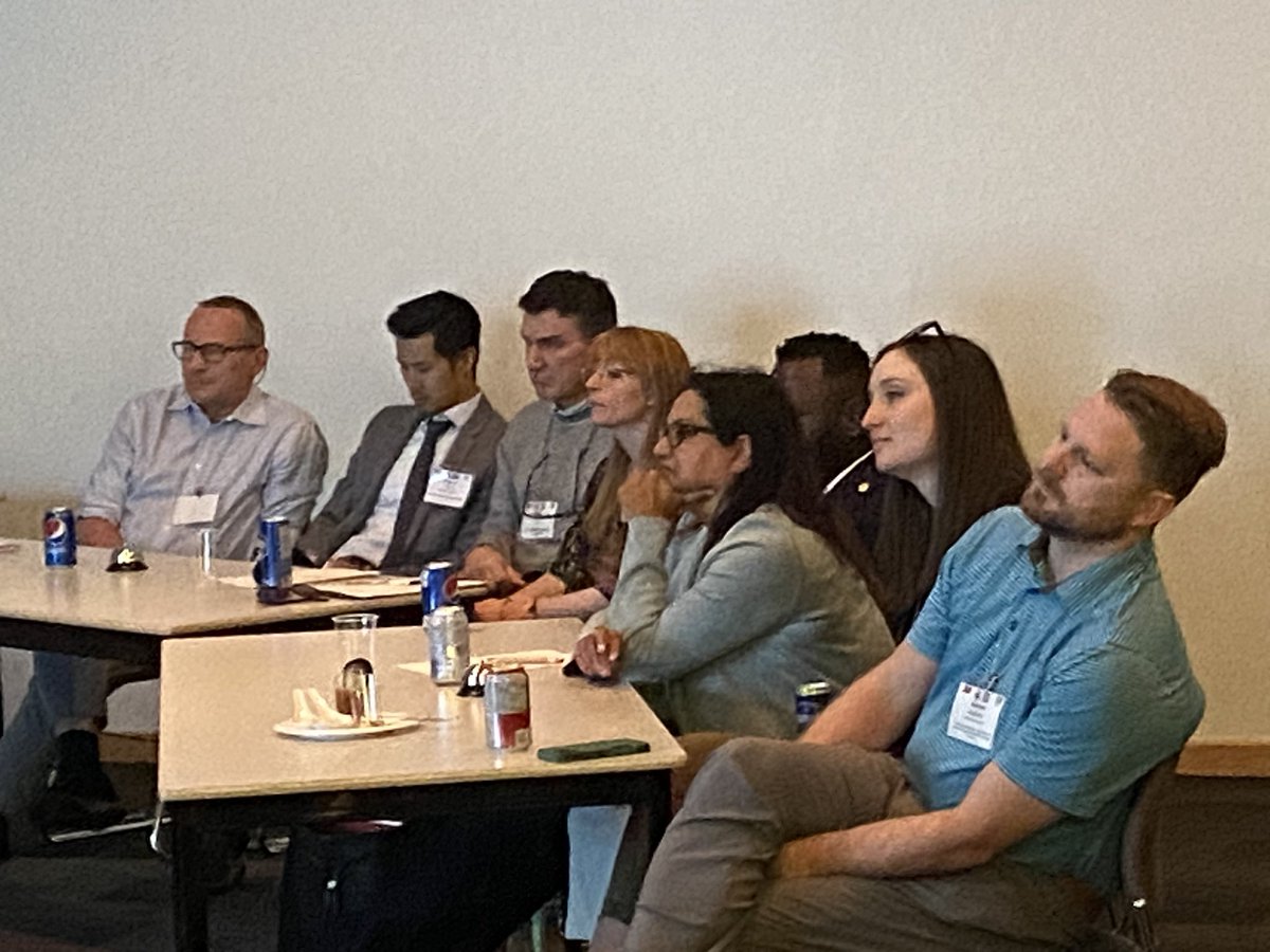 CAS_CVT's tweet photo. Tough questions: deep thinking and team discussions https://t.co/3QvTskA6kU