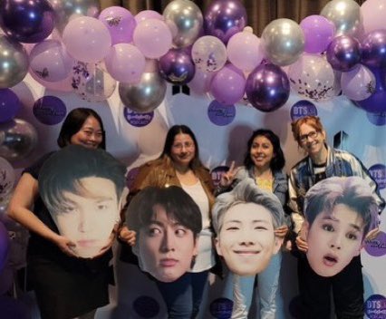 lajimocha's tweet photo. Grateful for my local San Diego bangtan community and the awesome folx who put on these events! @_ARMYwithFUN_ @BTSBombshells https://t.co/0CsG0h84MQ