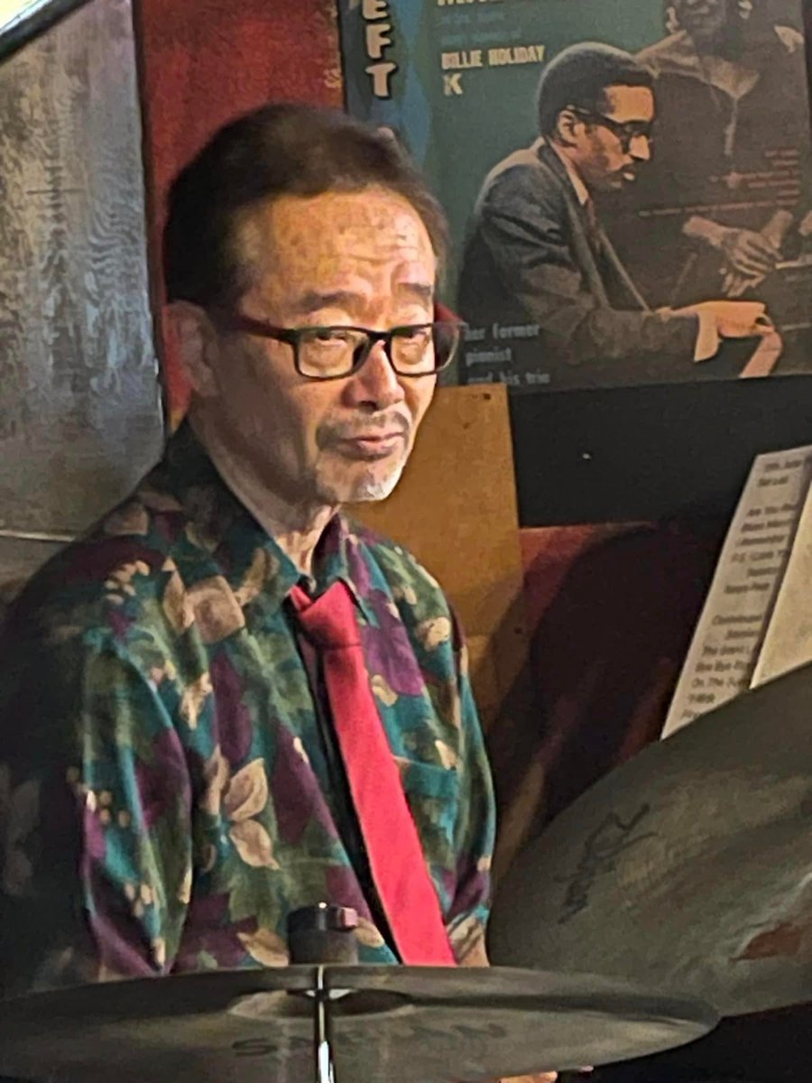 hiro12347's tweet photo. 6月11日日曜日2023年
13:00開演

@JAZZ 38

HIROAKI QUINTET LIVE

6月11日日曜日亀有
#神村英男
#枝川淳一
#小野孝司
#渡部拓実
#大林裕明
#jazz38
#jazzlive
#bebop
#live
#quintet
#jazz
#jamsession https://t.co/bzZ7TRpwtB