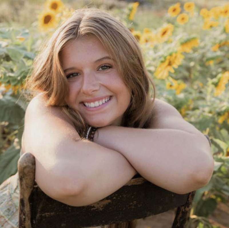 PinckneyPlayers's tweet photo. Congratulations to our 2023-2024 Scholarship winner, Kaitlyn Bimer! We wish you all the best in your college adventure! https://t.co/aNyFwEwIZP
