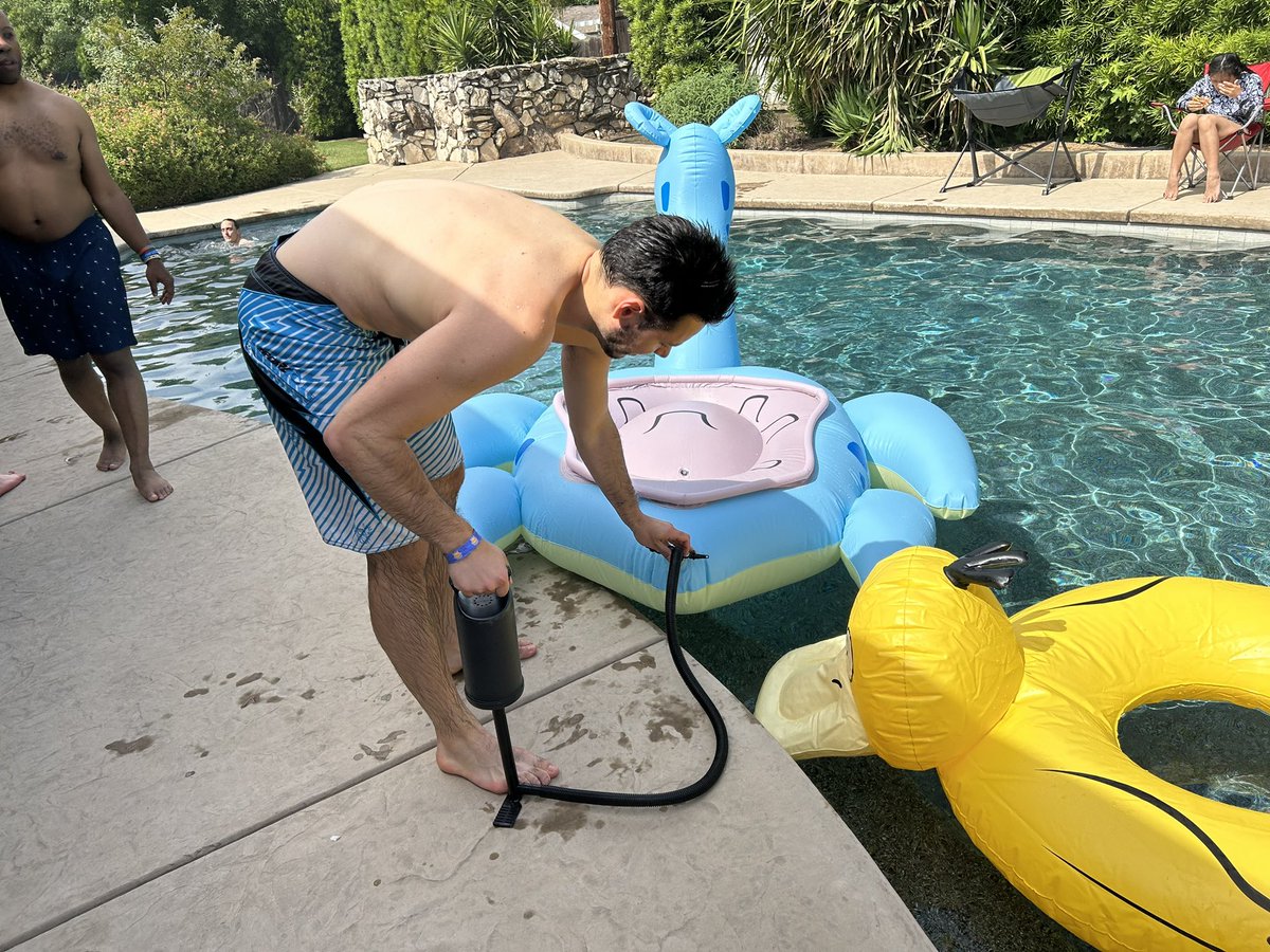 Powering up the Lapras 🥰 thank you for opening your lovely home to us <a href="/DrTito1_/">Dr. Tito</a>