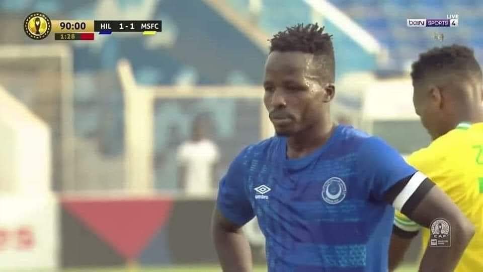 قالوا لها البسي الحجاب فالرجال قادمون

فقالت هل فيهم اطهر الطاهر

قالوا لا

فقالت اذا القادمون ليسوا رجال 

بوست في حب الاعظم اطهر الطاهر❤️❤️