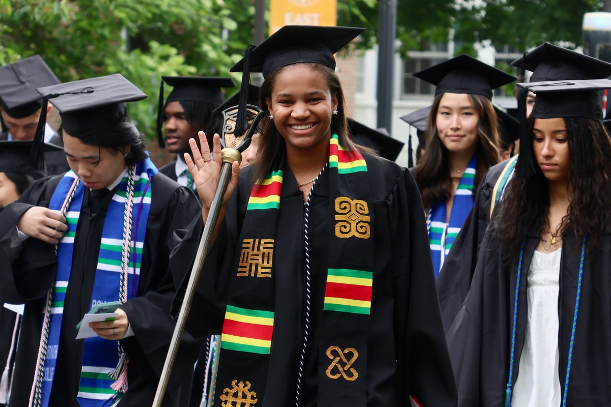 DartmouthWBB's tweet photo. 🥹🎓 #Dartmouth23s 

Congratulations to our four seniors! https://t.co/ShskSmoxyV