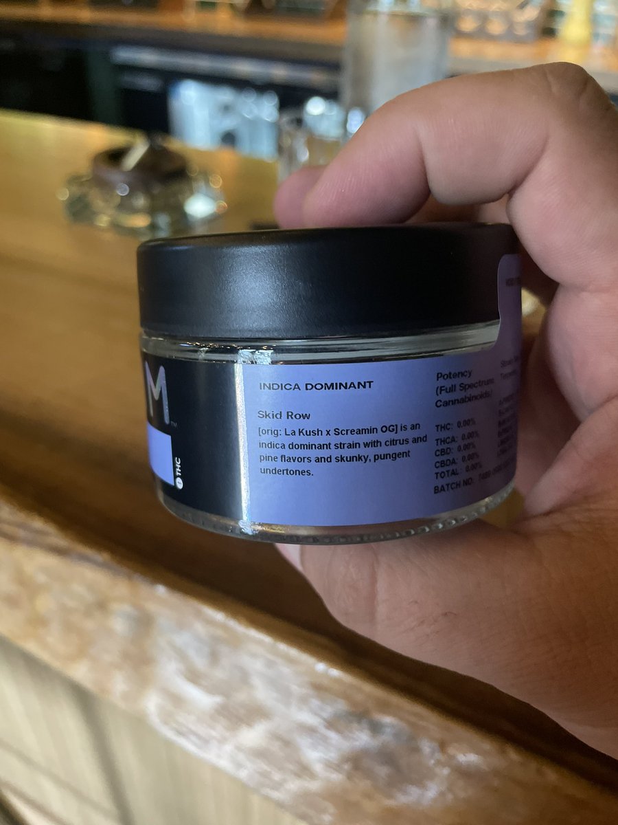 Bart_Suchocki's tweet image. Woah!! Clear jars!?!? About time @GTIGrows! 

Looking forward to giving this a go! Baby Yoda next when it’s back in stock! #EnjoyLocal