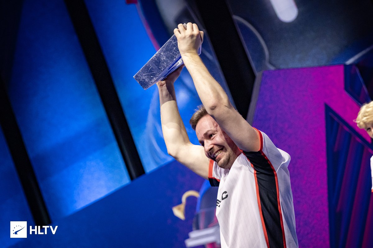 HLTVorg tweet picture