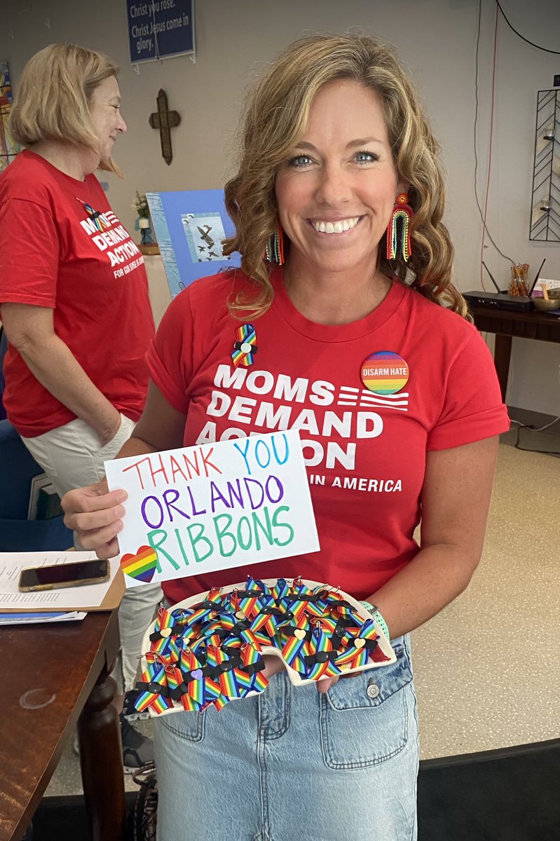 Thank you @orlandoribbons for sending ❤️LOVE❤️ to Jacksonville @MomsDemand friends for our Pulse Remembrance Vigil. We will honor the 49 lives stolen and all who have been impacted by gun violence with action.