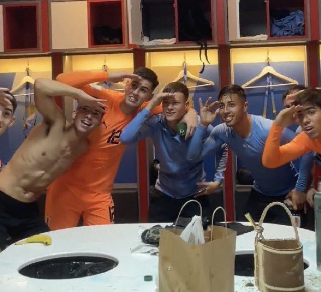 SE BUSCA RIVAL EN EL MUNDO🤪🇺🇾