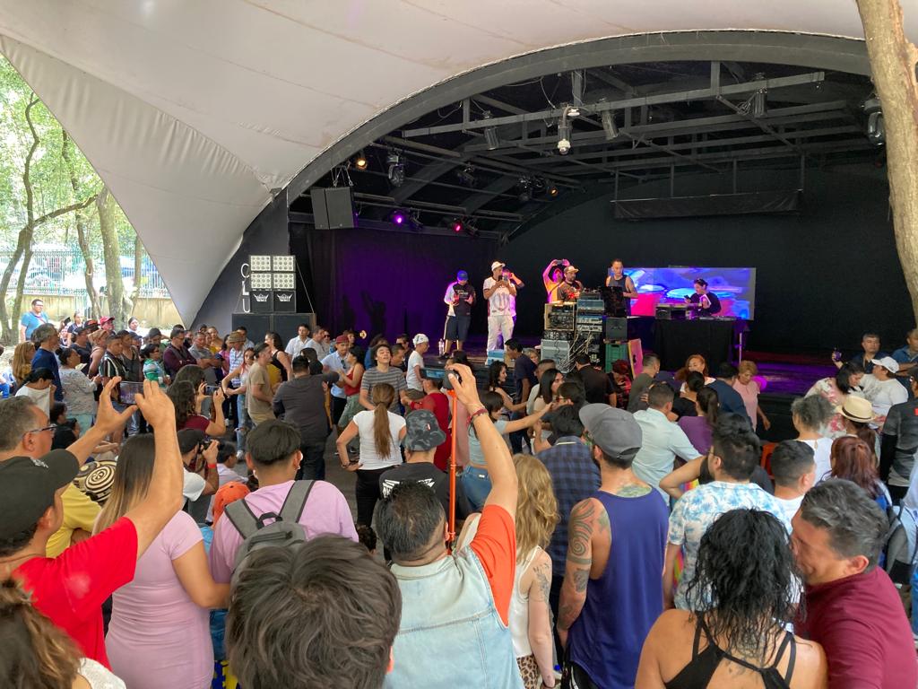 🔥💃 ¡La Casa se lleno de puro baile y gozadera en el Segundo Maratón de Sonideros! 🕺🔥

Con Joyce Musicolor (MX), Nacho Mex (MX) y <a href="/LaConfirmacion/">Sonido Confirmación</a> (MX). Curaduría por @DannyMutamasick (MX).