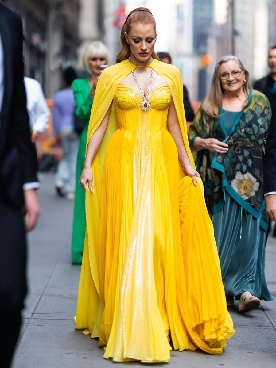 Carla on Twitter "JESSICA CHASTAIN en los Tony Awards 2023. Nominada a