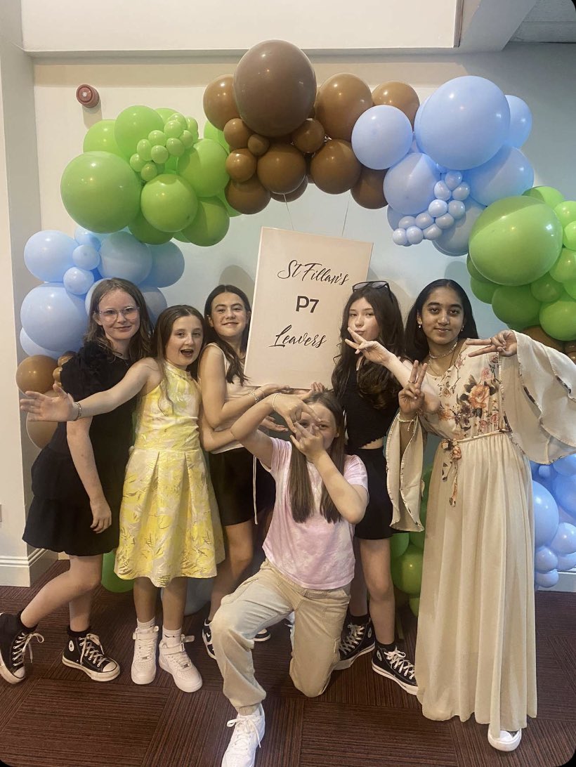 ccannon60036985's tweet photo. @StFillansPS Angelina’s P7 Leaver’s Party. Fantastic night. Well done to everyone who organised this fab night 💃🎉 https://t.co/ilEr48aUH5