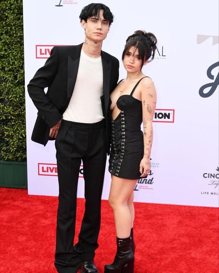 ⠀
⠀saylor torrance and ryder rowe spotted on the la luna read carpet! 
⠀