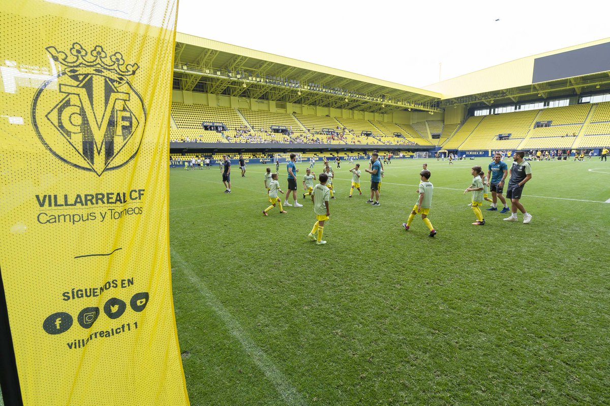 noticies_d's tweet photo. VILLARREAL CF// El prebenjami del Villarreal CF campió de la final Cup
https://t.co/uGVU50NkXR
#prebenjamí @villarrealcf #FinalCup #futbol #esports #noticies https://t.co/5FIQfYaDeH