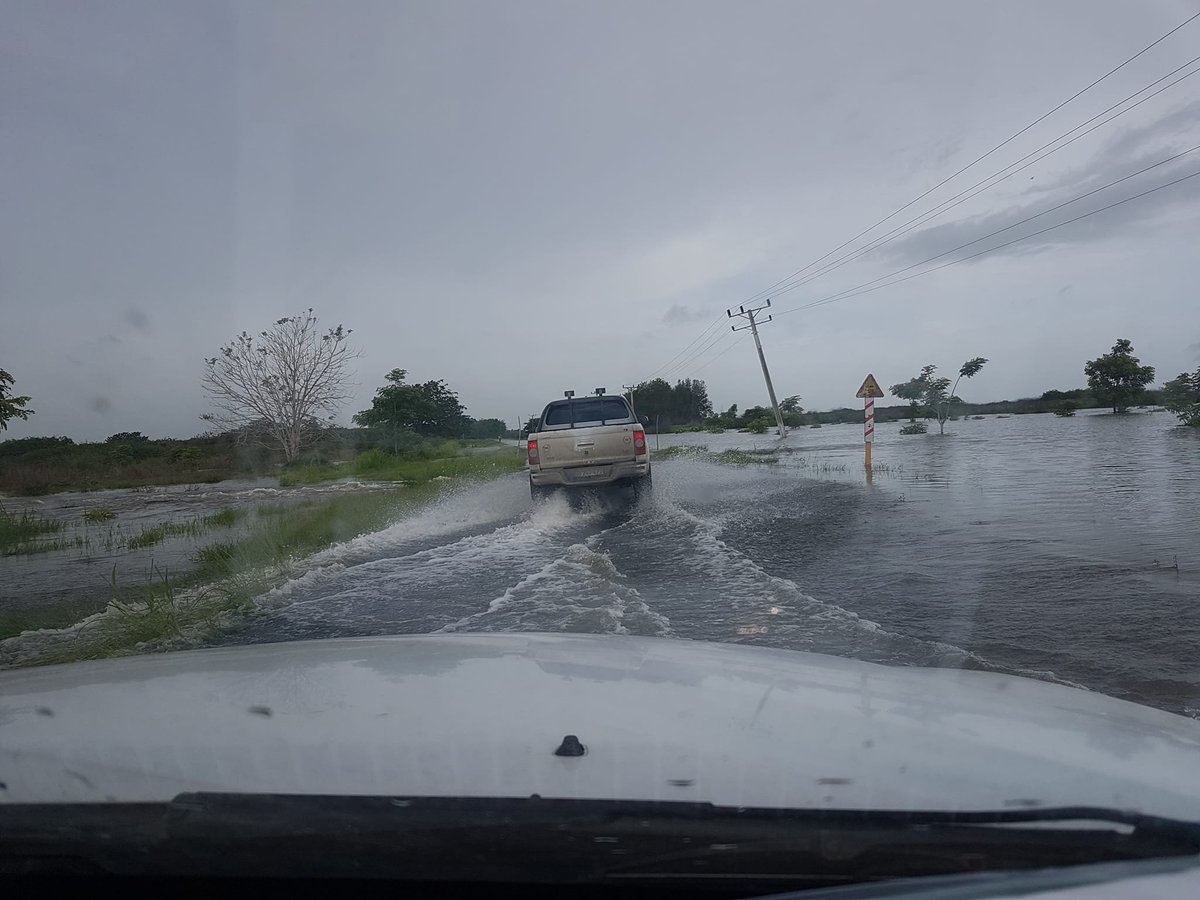 Este fin de semana proseguimos nuestros recorridos por territorios de la provincia de #Camagüey para evaluar afectaciones y medidas de recuperación ante situación hidrometeorológica, la cual monitoreamos de cerca. Regreso a la normalidad dependerá de condiciones climatológicas.