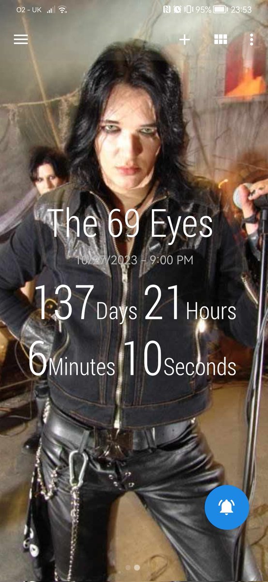 MissSpooky69's tweet photo. I finally get to see my fave band @69eyesofficial again!!! 🤟😎 https://t.co/xohPIqz5nH