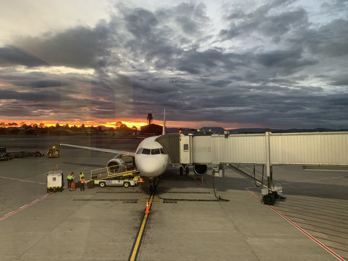 jlondonobo's tweet image. What an inspiring weekend. Great people, brilliant minds and a powerful sense of community at #PyConColombia2023