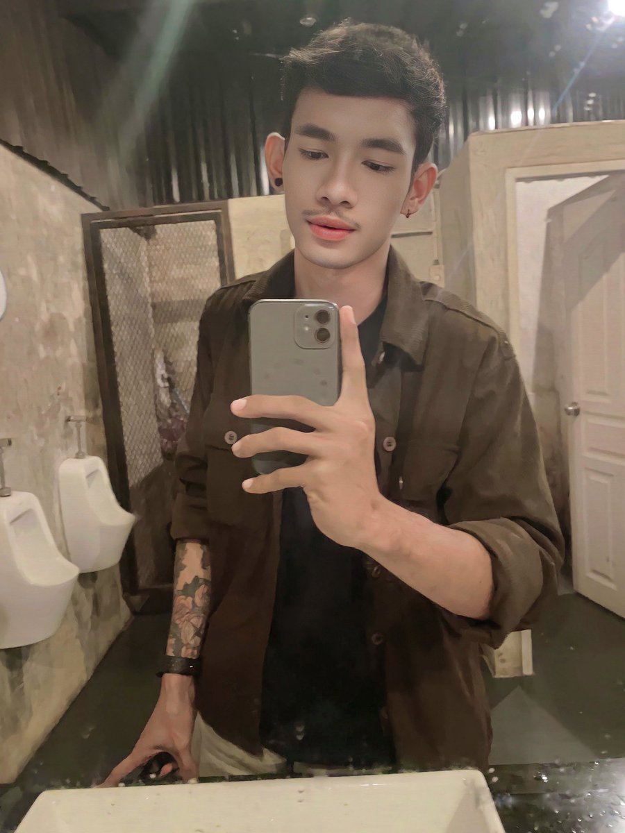 ร้อนว้ะ 🥵 ไปห้องเธอหน้าจะเย็นด..🤣