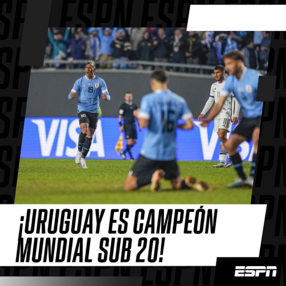 Era hoy. En un estadio repleto de uruguayos, con un equipo que representó  la forma de sentir y jugar al fútbol de su pueblo, con guachos para los que  sus compañeros son, image size:950x950