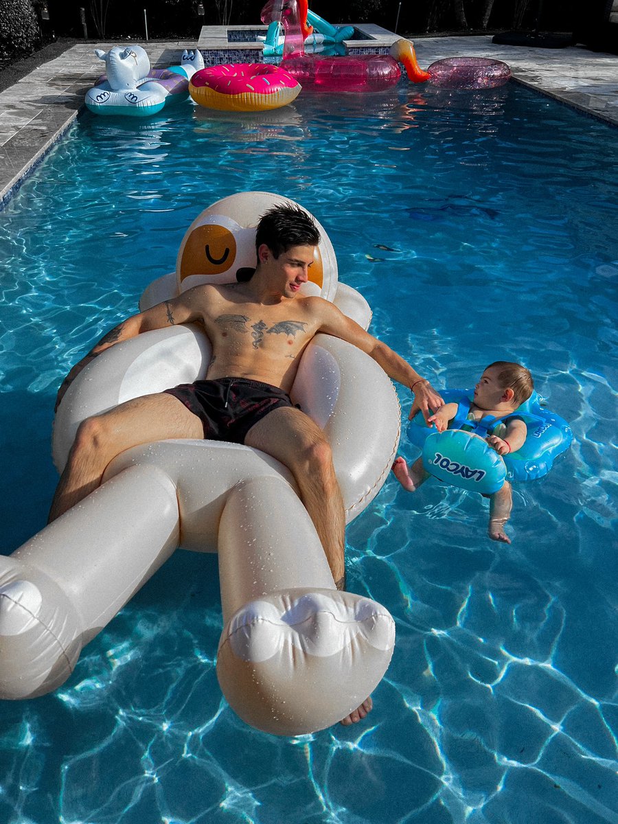 Augusto Gimenez 🌹 tweet media