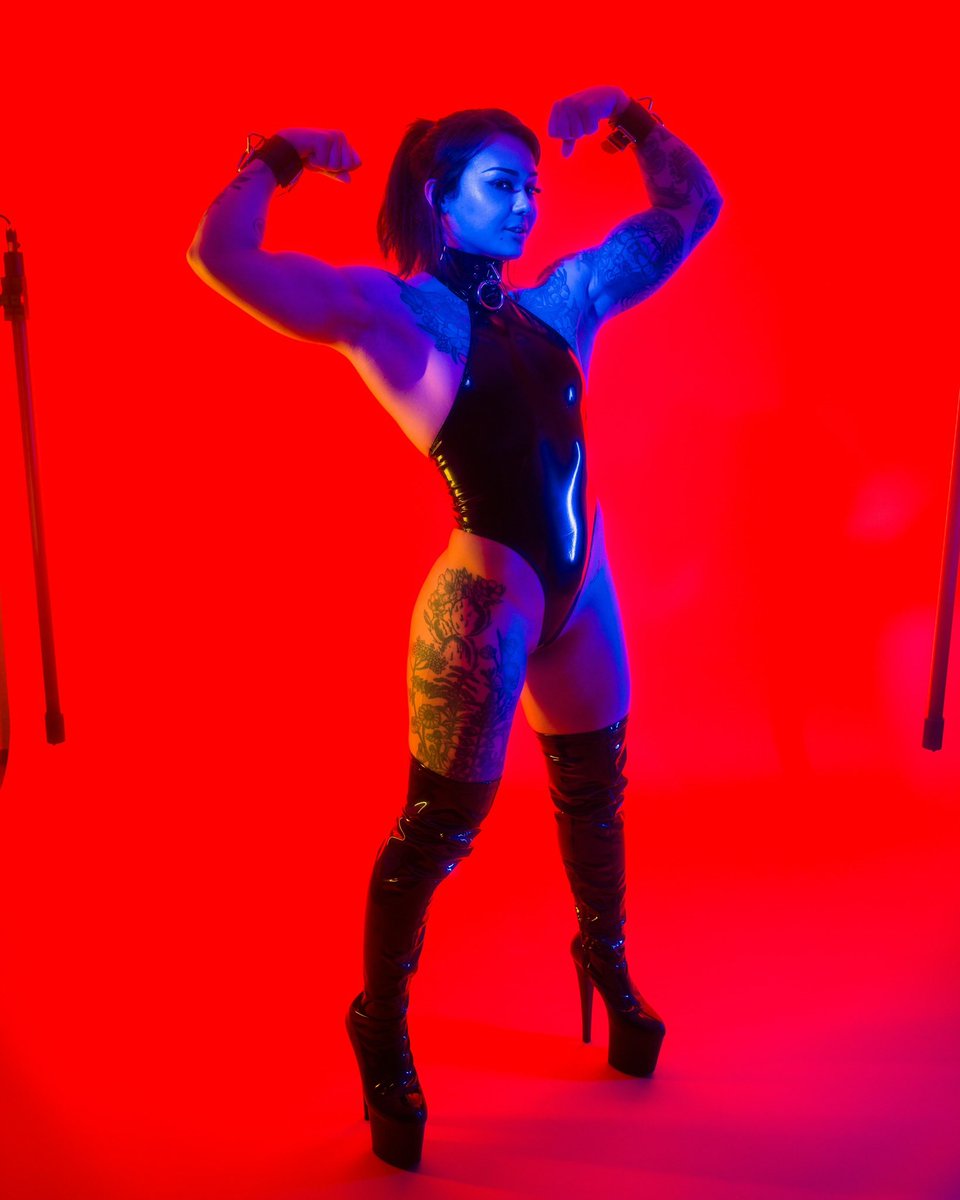 ChurchOfCleo's tweet photo. buff babe supremacy 💪🏼💥

📸: @damnitjerome 🖤 https://t.co/Pw5YXVSXIH