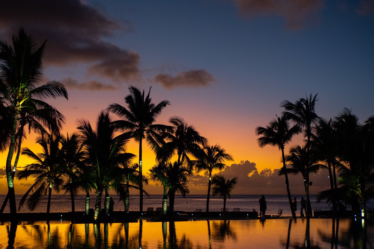 zesea's tweet photo. Mauritius, @Beachcomber_ Trou aux Biches Golf Resort and Spa 5* #sunset #mauritius #tropical #LuxuryTravel #beachcomber #trouauxbiches #island https://t.co/JLVO8lrjdh